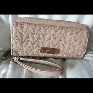 Jessica Simpson wallet
